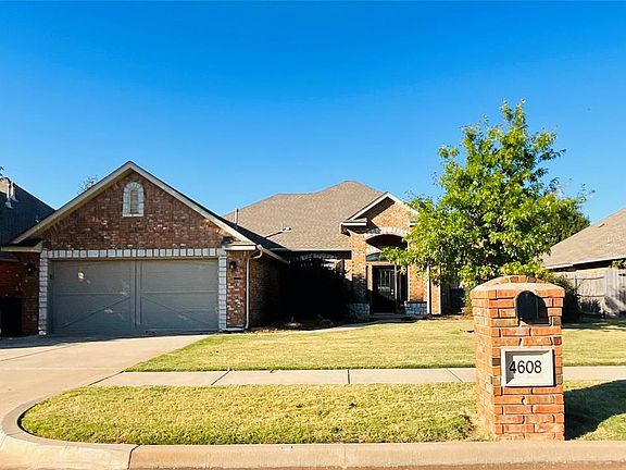 3rd image of 4608 NW 161st St