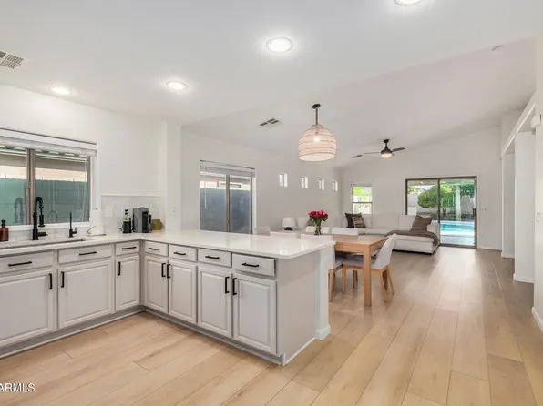 3433 E HOPKINS Road, Gilbert, AZ 85295