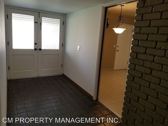 3rd image of 6473 Crystal Springs Dr