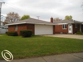 3rd image of 8801 Independence Dr