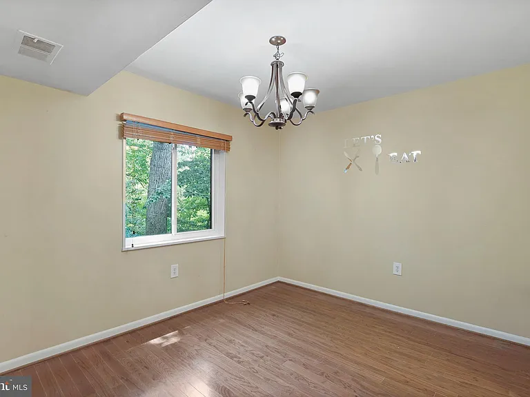 1423 Northgate Sq #23/21C — Photo 7