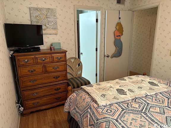 5th image of 123 N Dogwood Dr. #309