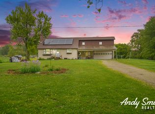 9386 N Vandecar Rd, Farwell, MI 48622