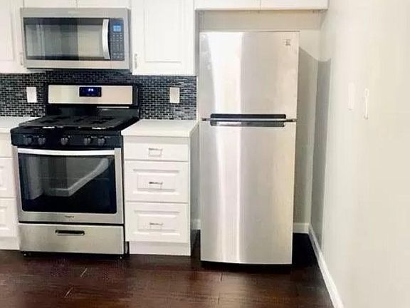 2nd image of 226 Warren Ave #1G