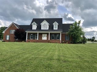 7341 Hall Rd, Greenbrier, TN 37073