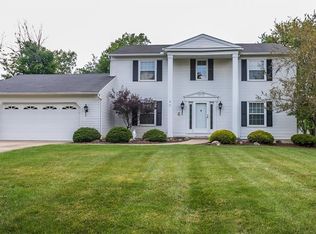 8090 W Ridge Dr, Broadview Heights, OH 44147