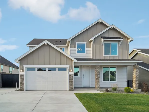 7954 Gilbert St, West Richland, WA 99353