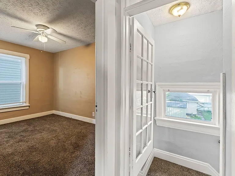 181 W Norman Ave — Photo 24