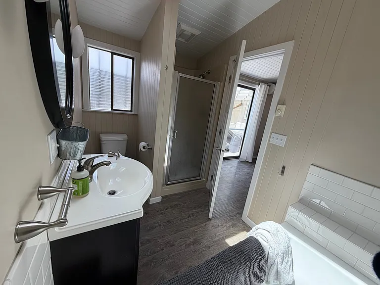 208 Swinomish Dr — Photo 16