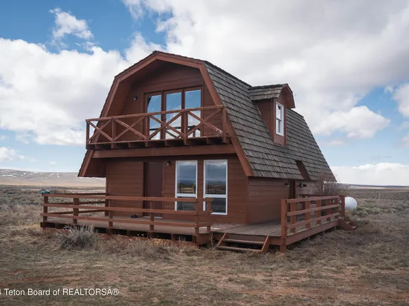 22 Mason Dr, Pinedale, WY 82941