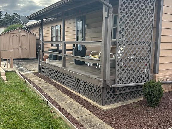 4th image of 316 Meadow Ct