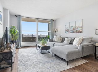 Crescent Place_Glenora, Edmonton, AB T5N 3R2