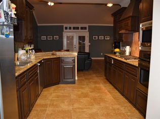 8701 Picard Dr, Laredo, TX 78045