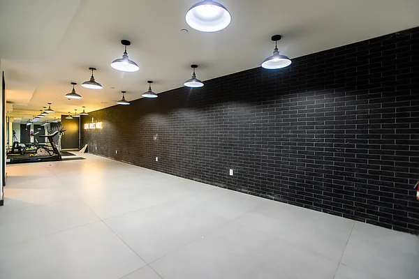 Rented by Jankos Group LLC | media 36