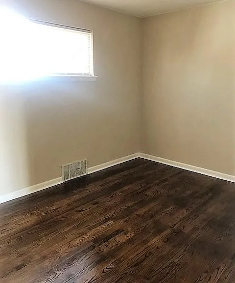 10903 Lowry Pl — Photo 7
