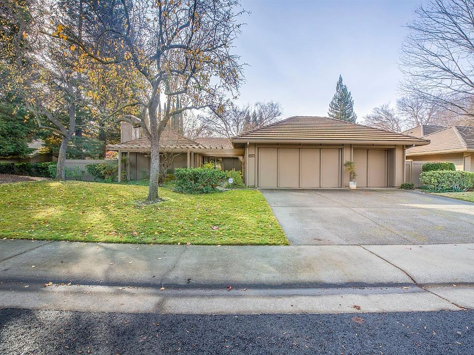 1st image of 11736 Centerville Ct