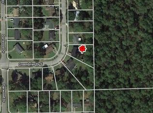 1623 Greenbrier Dr E, Mobile, AL 36605