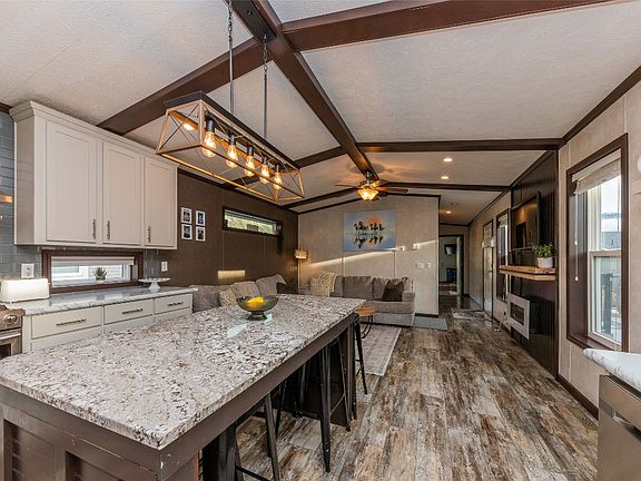 4th image of 5005 River Rd #103