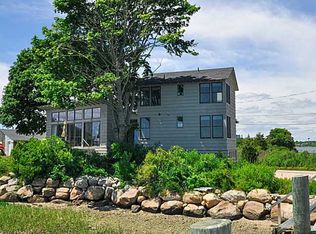 27 Barnacle Rd, Narragansett, RI 02882