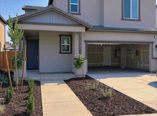 1176 Dana Rd W, Madera, CA 93636