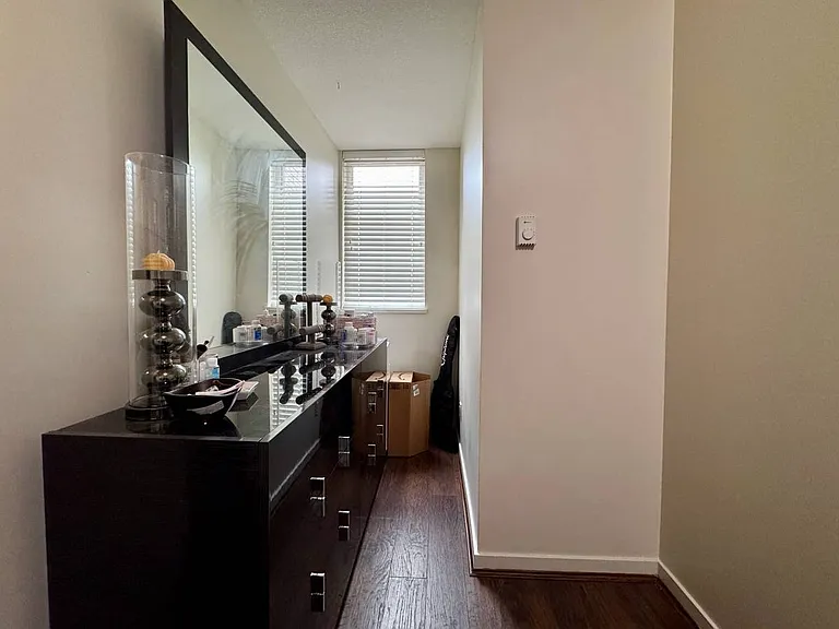 2239 Kingsway #326 — Photo 6