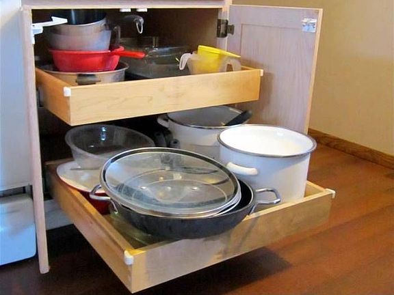 Custom kitchen cabinets
