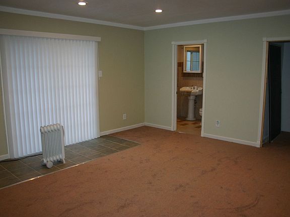 5th image of 14853 Flatbush Ave