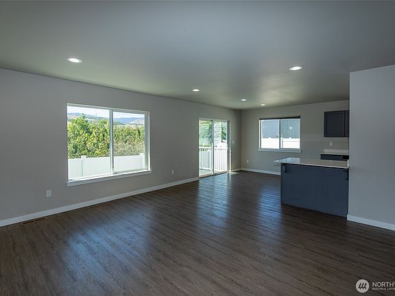 3rd image of 2362 SE Marlette Road
