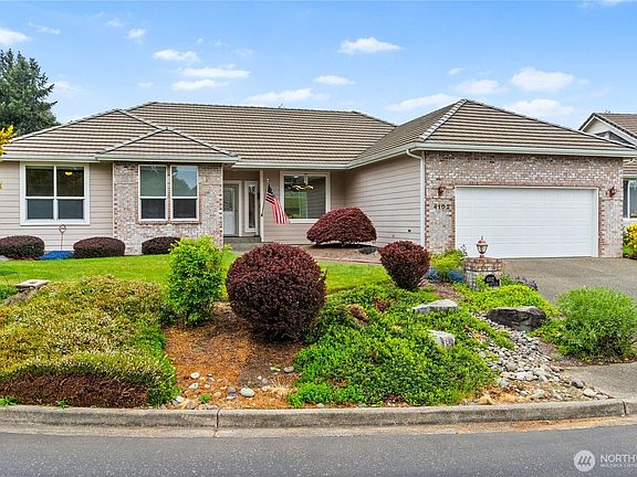 4th image of 4102 Stonehaven Lane SE