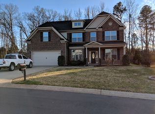 111 Kentmere Ln, Lake Wylie, SC 29710