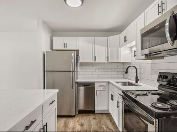 1217 E Wilson St #10