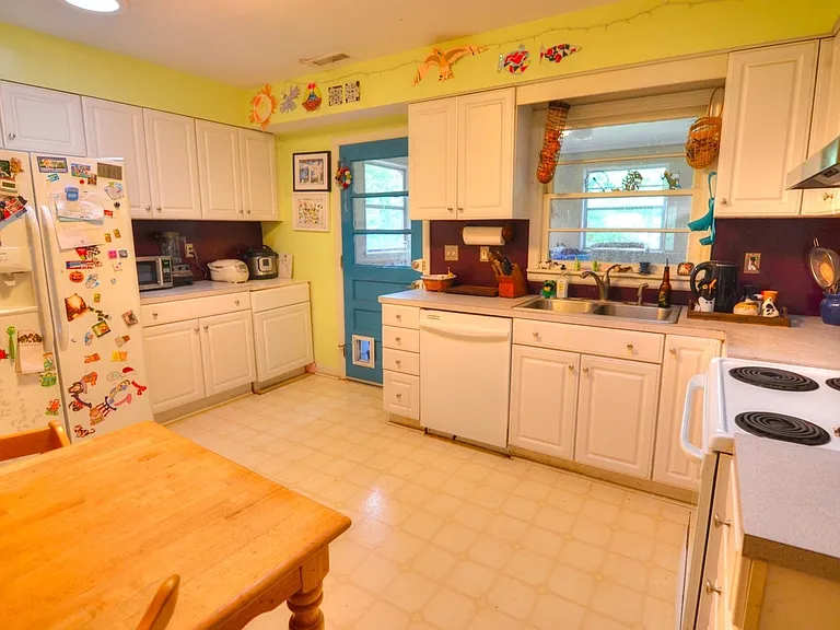 6220 Mount Hermon Church Rd — Photo 5