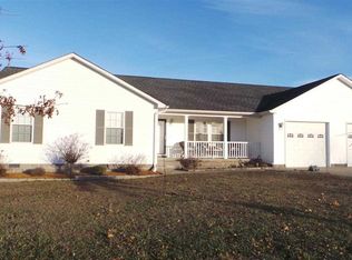 22 Wells Purdom Dr, Almo, KY 42020