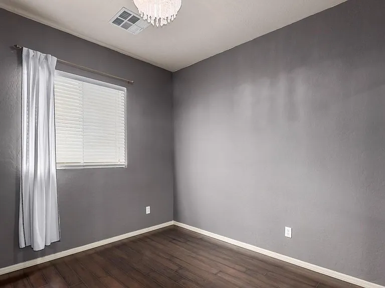 900 W Aspen Way — Photo 14