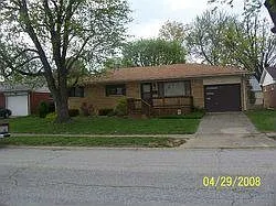 1727 Desoto Ln photo 1