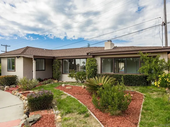 818 Gonzales St, Solana Beach, CA 92075