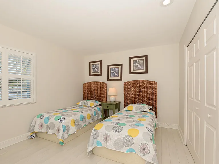 1530 SE Sunshine Ave — Photo 29