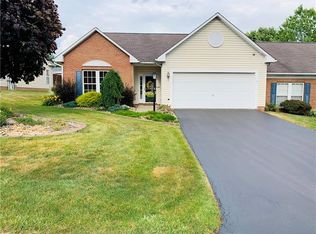 6 Links Dr, New Castle, PA 16101
