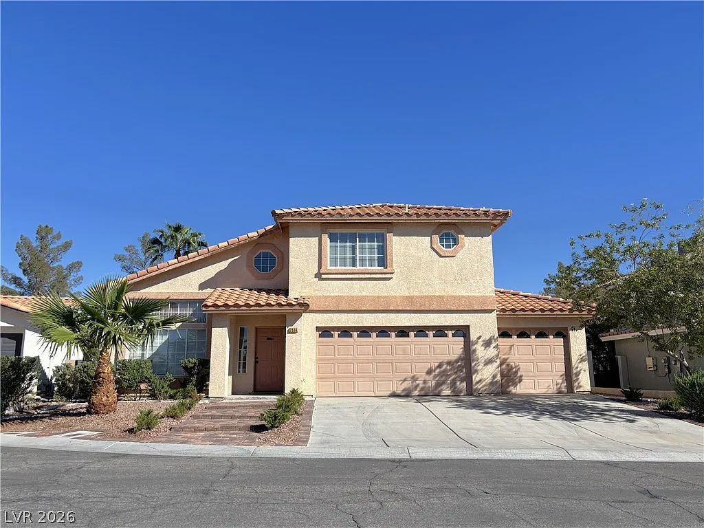 4 bed, 3.0 bath, 2213 sqft, $2,400 — Photo 1