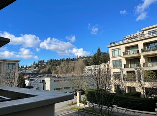 568 Waters Edge Cres #203, West Vancouver, BC