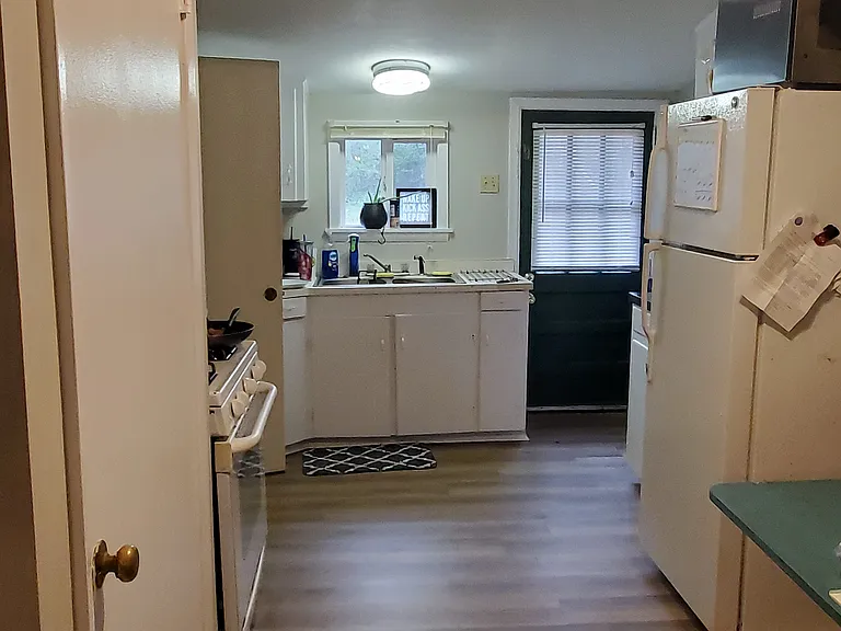 110 Caldwell St #110 — Photo 5