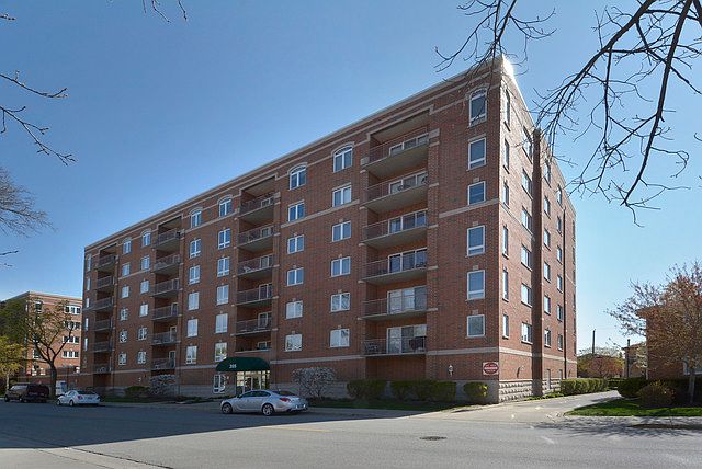 1st image of 395 Graceland Ave Unit 503
