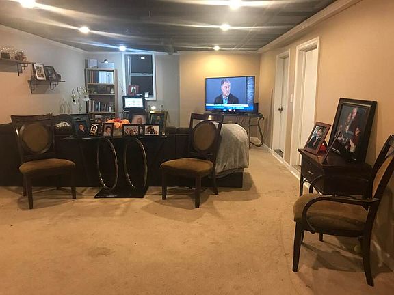 3rd image of 23625 Lauren Dr