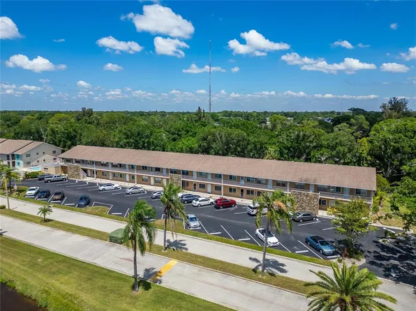 8039 Garden Dr APT 205, Seminole, FL 33777
