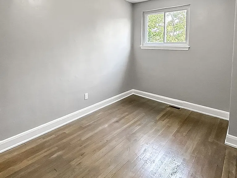 4408 Asbury Ave — Photo 17