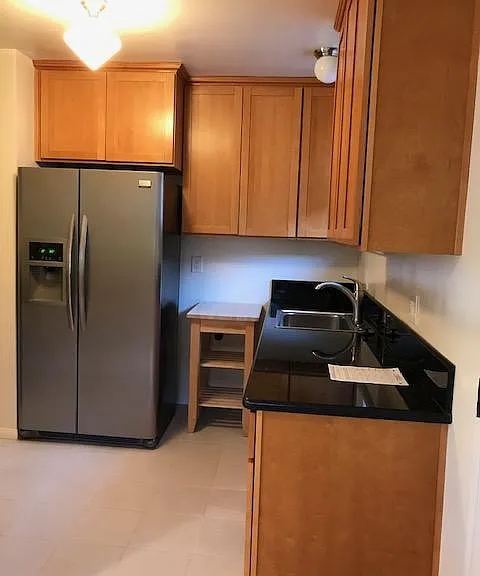 1424 Franklin St #C — Photo 6