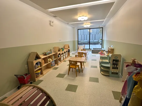 2286 Cropsey Avenue image 13 of 13