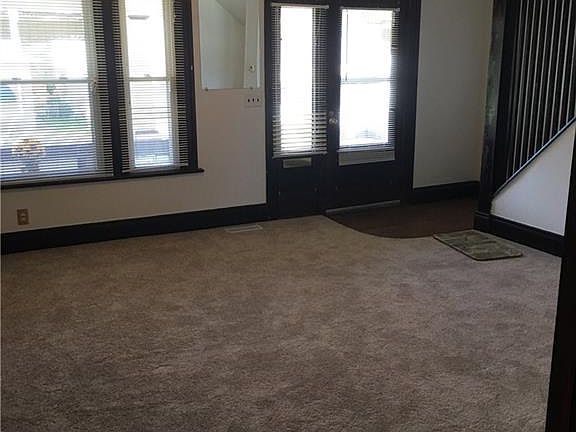 2nd image of 656 Saint Nicholas Ave