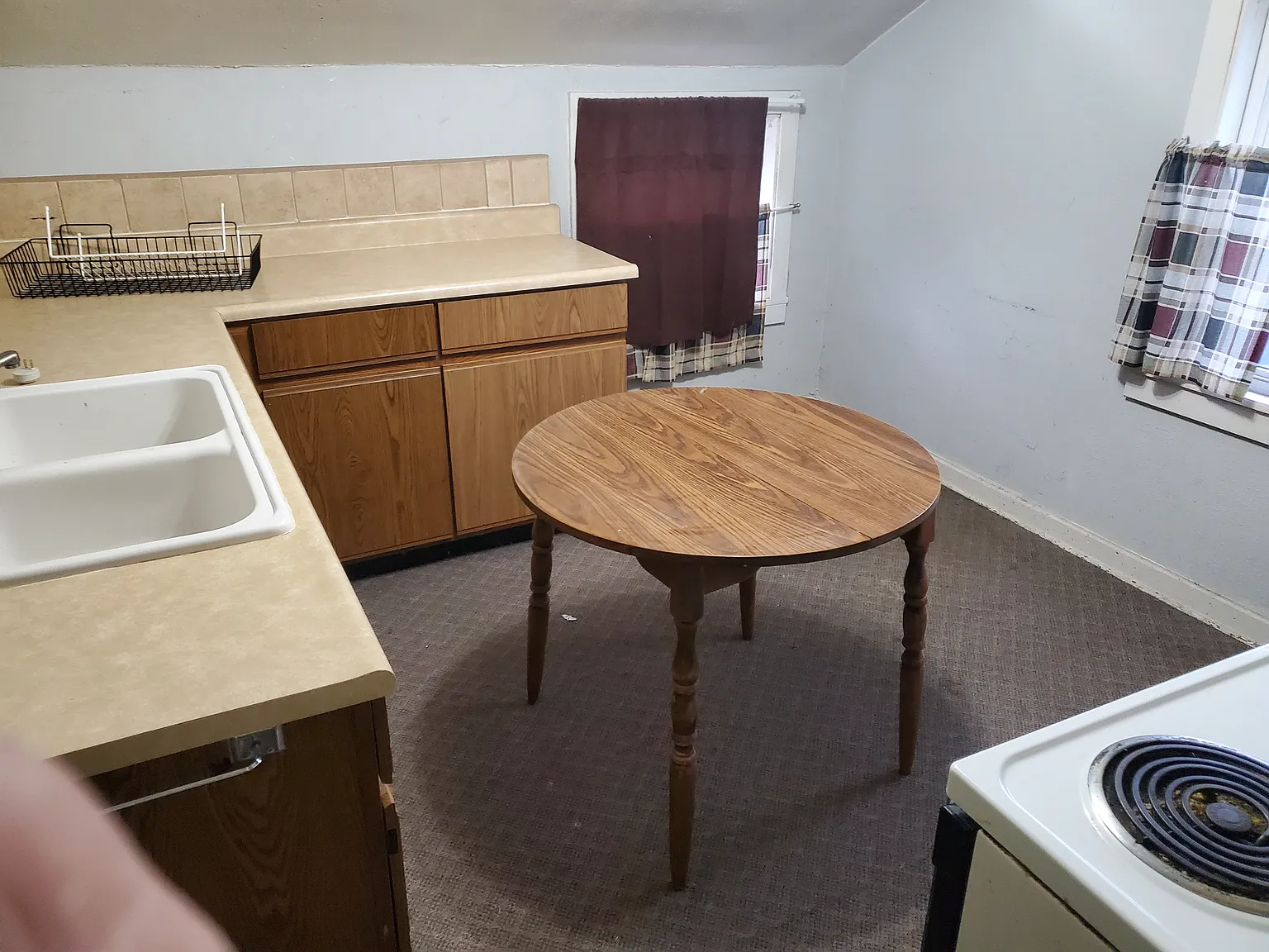 2 bed, 800 sqft, $825 — Photo 2
