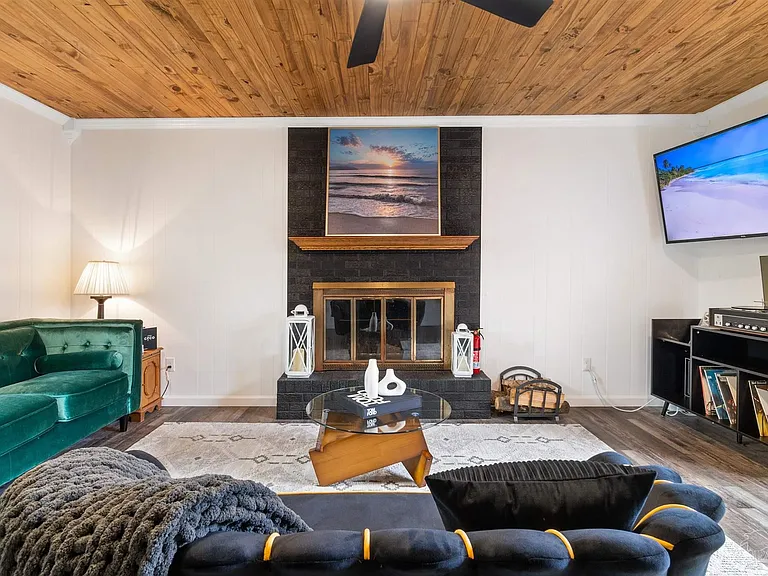 3680 Whispering Pines Dr — Photo 8
